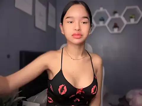 lelasohna from StripChat
