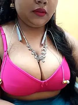 LenaPaul46 from StripChat is Freechat