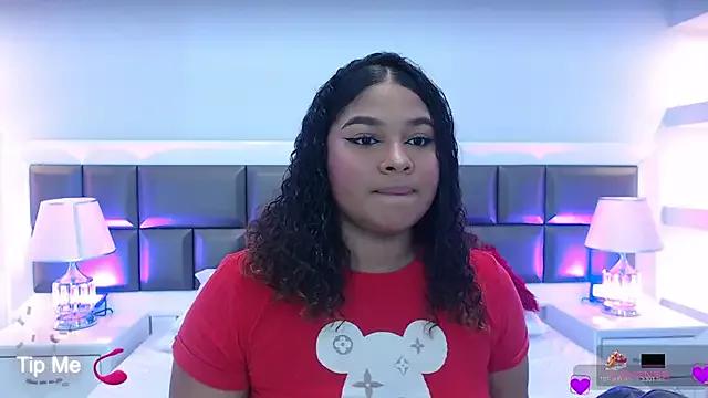 LennaEvans from StripChat is Freechat