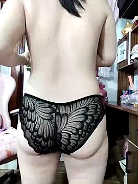 leotina from StripChat is Freechat