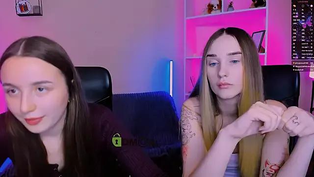 leslie_bird from StripChat