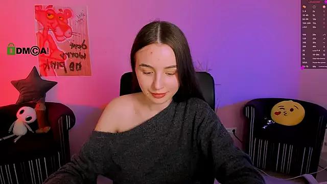 leslie_bird from StripChat