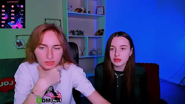 leslie_bird from StripChat