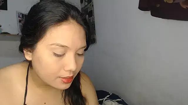 Lesliemilk5 from StripChat