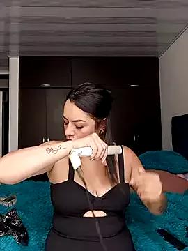 Lesly_10- from StripChat