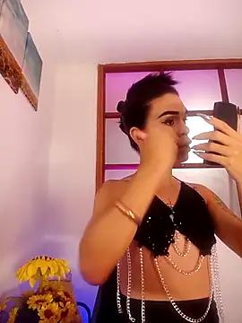 lesly_xx from StripChat