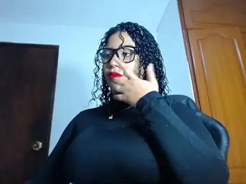 leslycarsson from StripChat