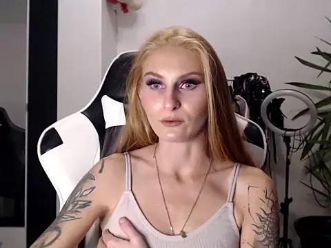 LessiaMia from StripChat