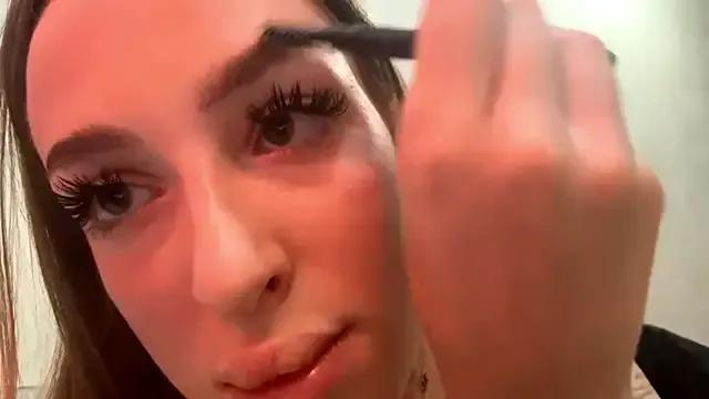 LESSIE_LEON from StripChat