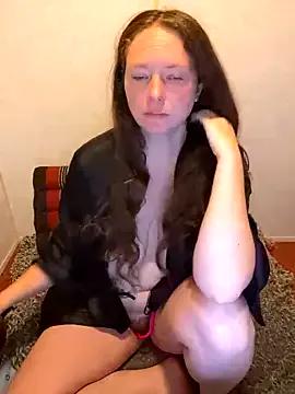 Leyla_Lawless from StripChat