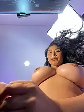 leylaclintonxx from StripChat