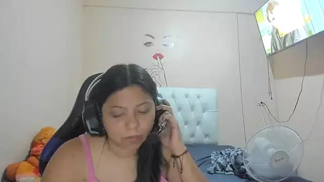 Leylafourniert from StripChat