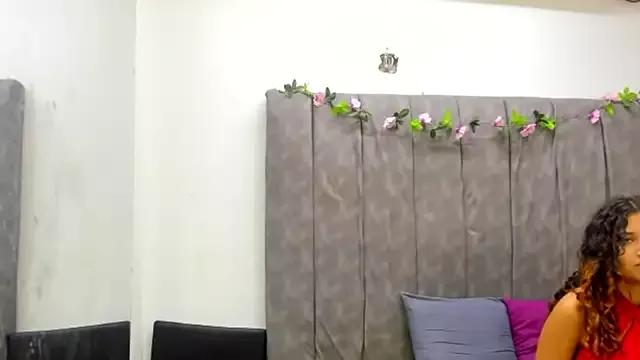 lia78couplesweet from StripChat is Freechat