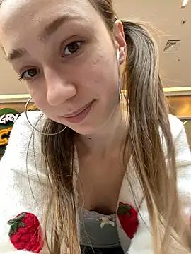 Photos of Lia__Love from StripChat is Freechat