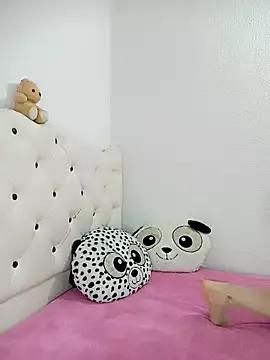 lia_whitexx from StripChat is Freechat