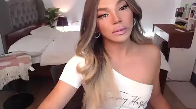 liaa_lurrecams from StripChat