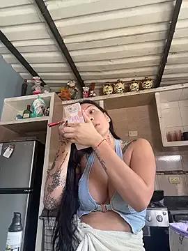 Liahouses webcams show profile image 