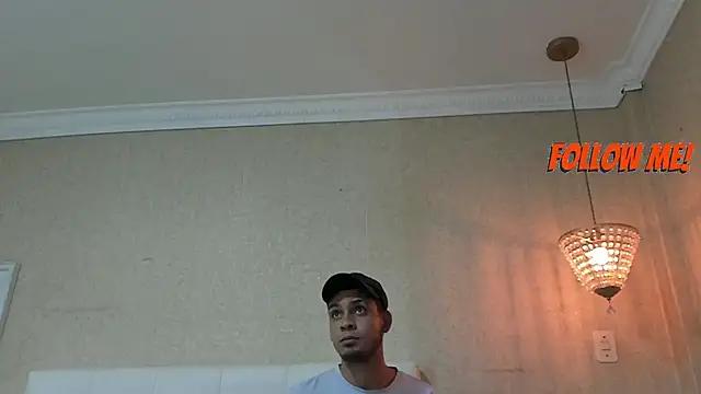 lialuam from StripChat