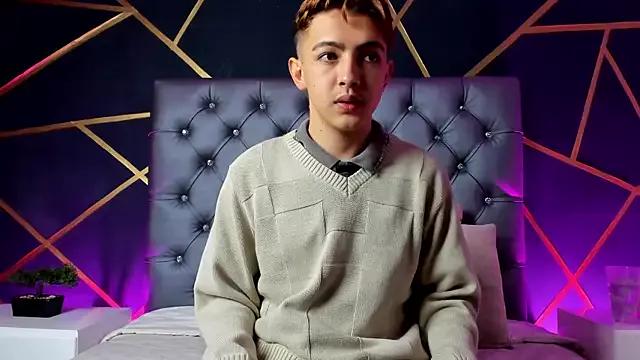 Lian_Miller1_ from StripChat is Freechat