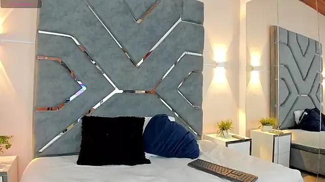 LiaVelez webcams show profile image 