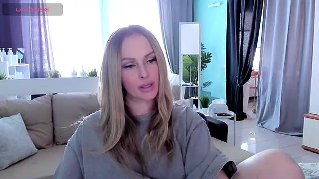 Libby_Nora from StripChat