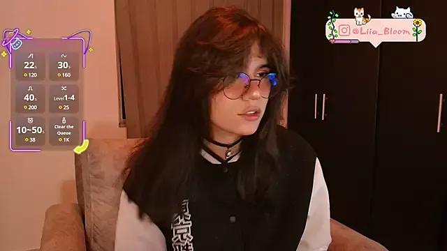 Photos of Liia-Bloom from StripChat is Freechat