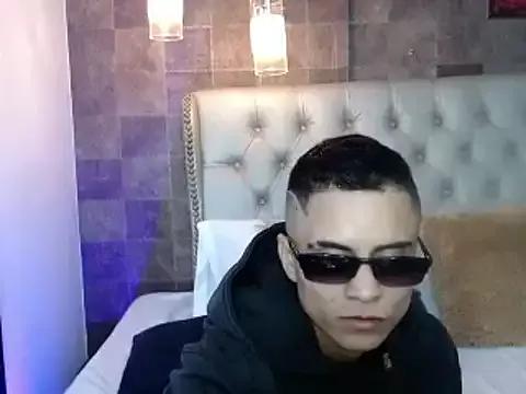 Liiamthompson from StripChat