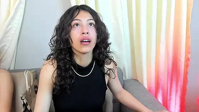 liily_grey from StripChat