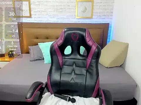 liittle_sunflower from StripChat