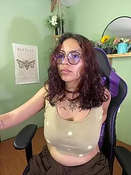 Liittleluaa_ from StripChat