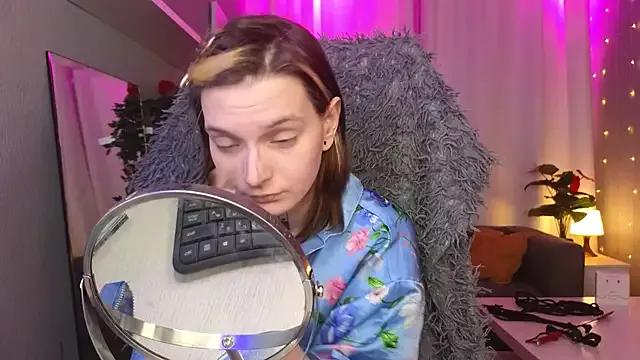 lika_haris from StripChat is Freechat