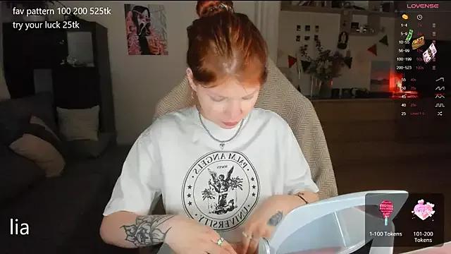 lil_lia from StripChat