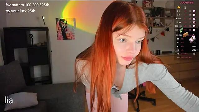 lil_lia from StripChat