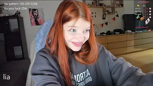 lil_lia from StripChat