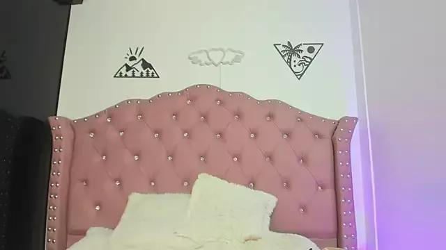 Lila_Cox from StripChat