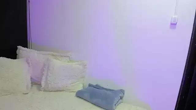 Lila_Cox from StripChat