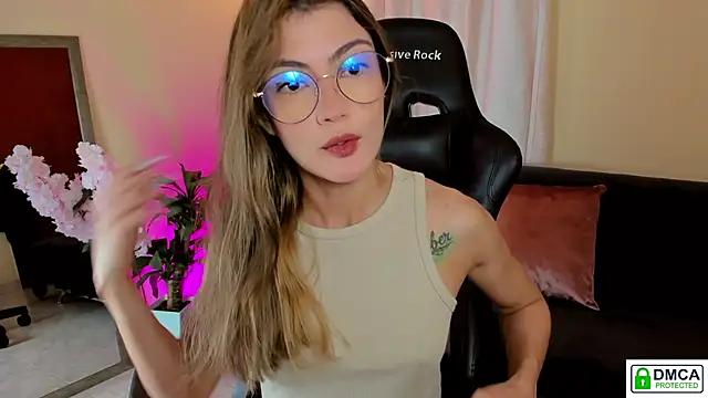 Lilabril from StripChat