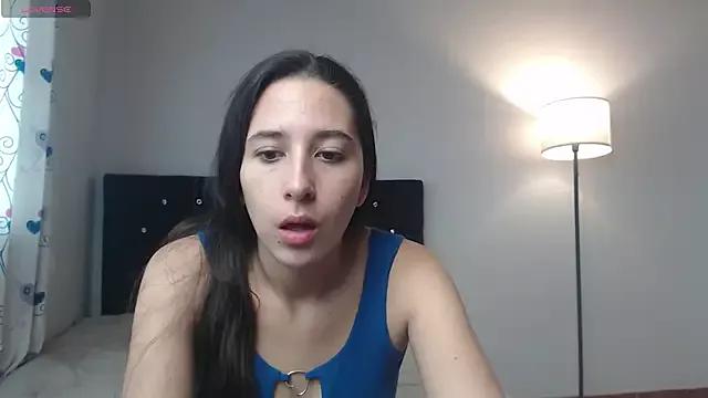 lilacream from StripChat is Freechat