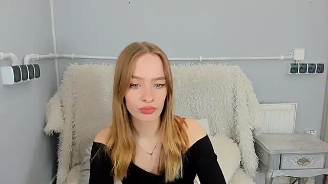 LilaGold from StripChat