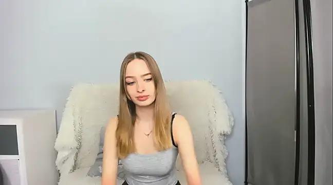 LilaGold from StripChat