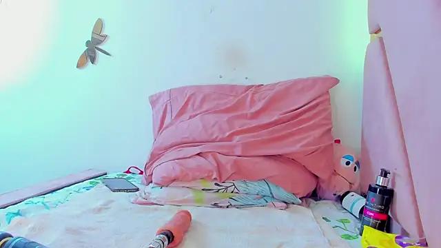 Lili-1111 from StripChat