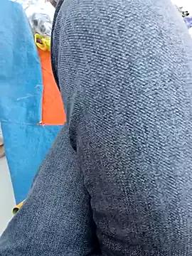 Lili_2love from StripChat is Freechat