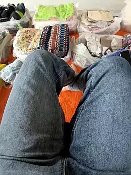 Lili_2love from StripChat is Freechat