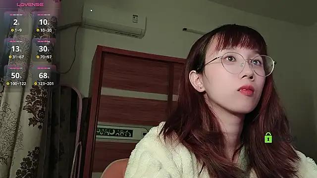 Lili_666 from StripChat