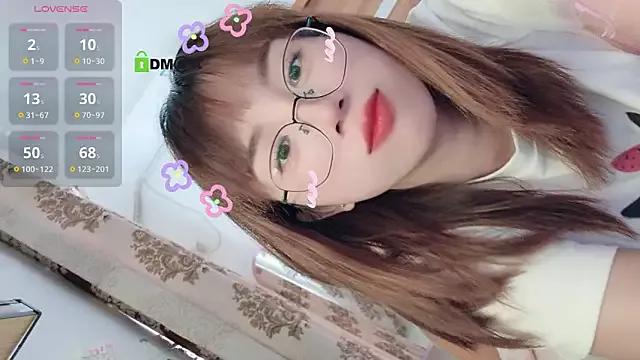 Lili_666 from StripChat