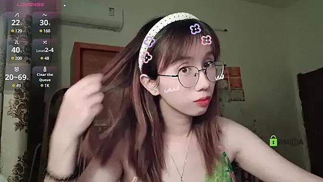 Lili_666 from StripChat is Freechat