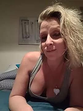 lilie69 from StripChat