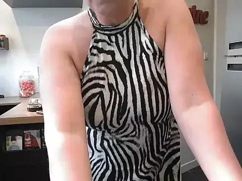 lilie69 from StripChat