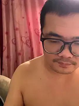lililiwuwuwu from StripChat is Freechat