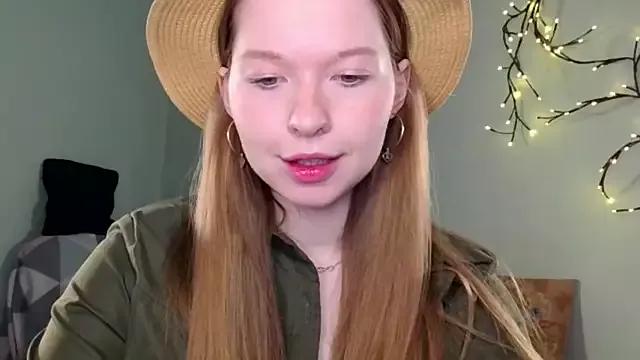 LiliMooooon from StripChat